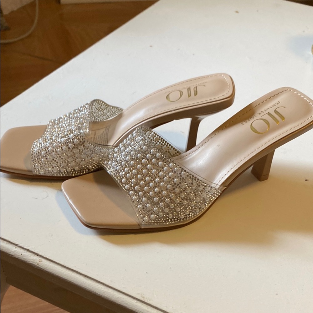 Jennifer Lopez Cream and Silver Heels with Rhinestone Embellishments